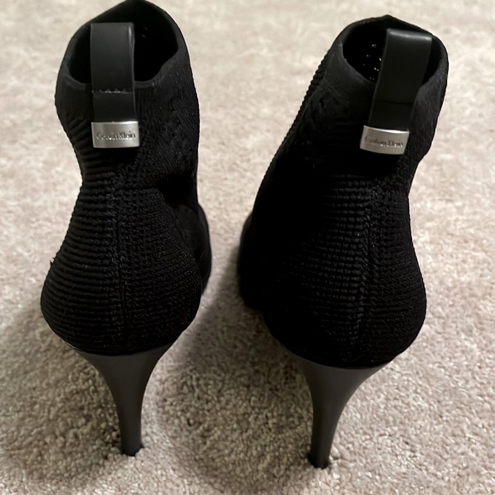 Calvin Klein Mesh Fabric Booties- perfect condition.